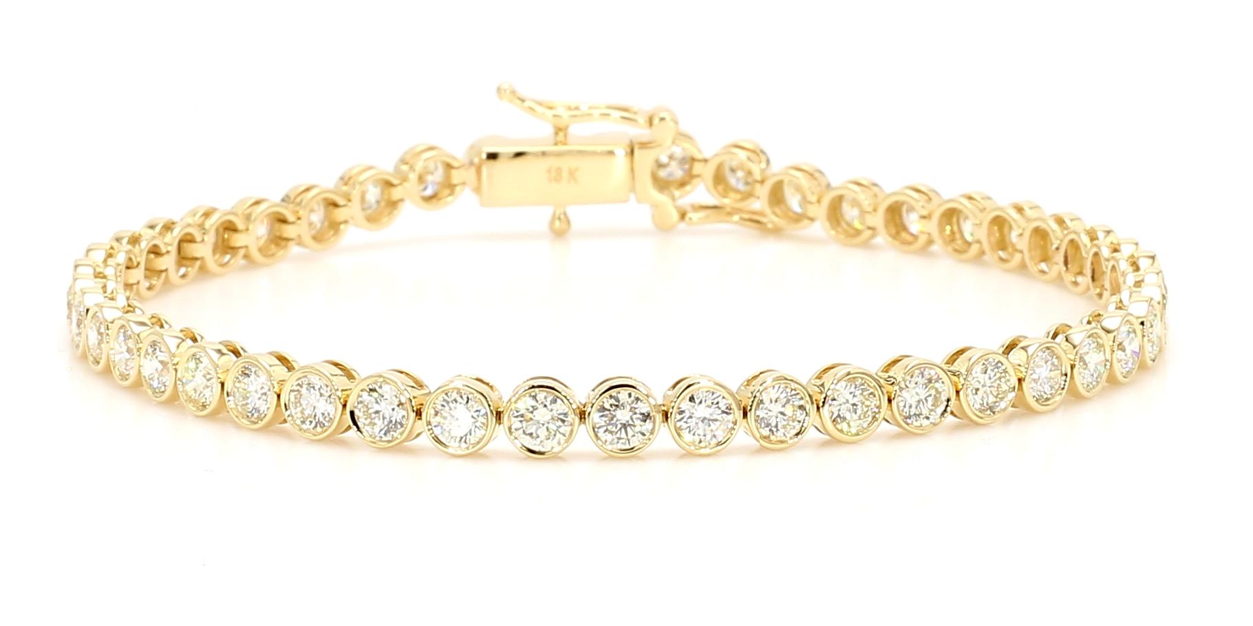 Natural White Round Diamond 4.49 Carat TW Yellow Gold Tennis Bracelet