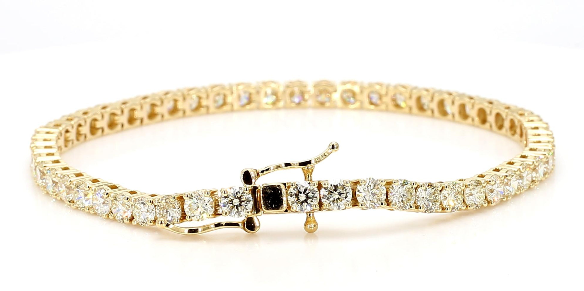 Natural White Round Diamond 7.50 Carat TW Yellow Gold Tennis Bracelet