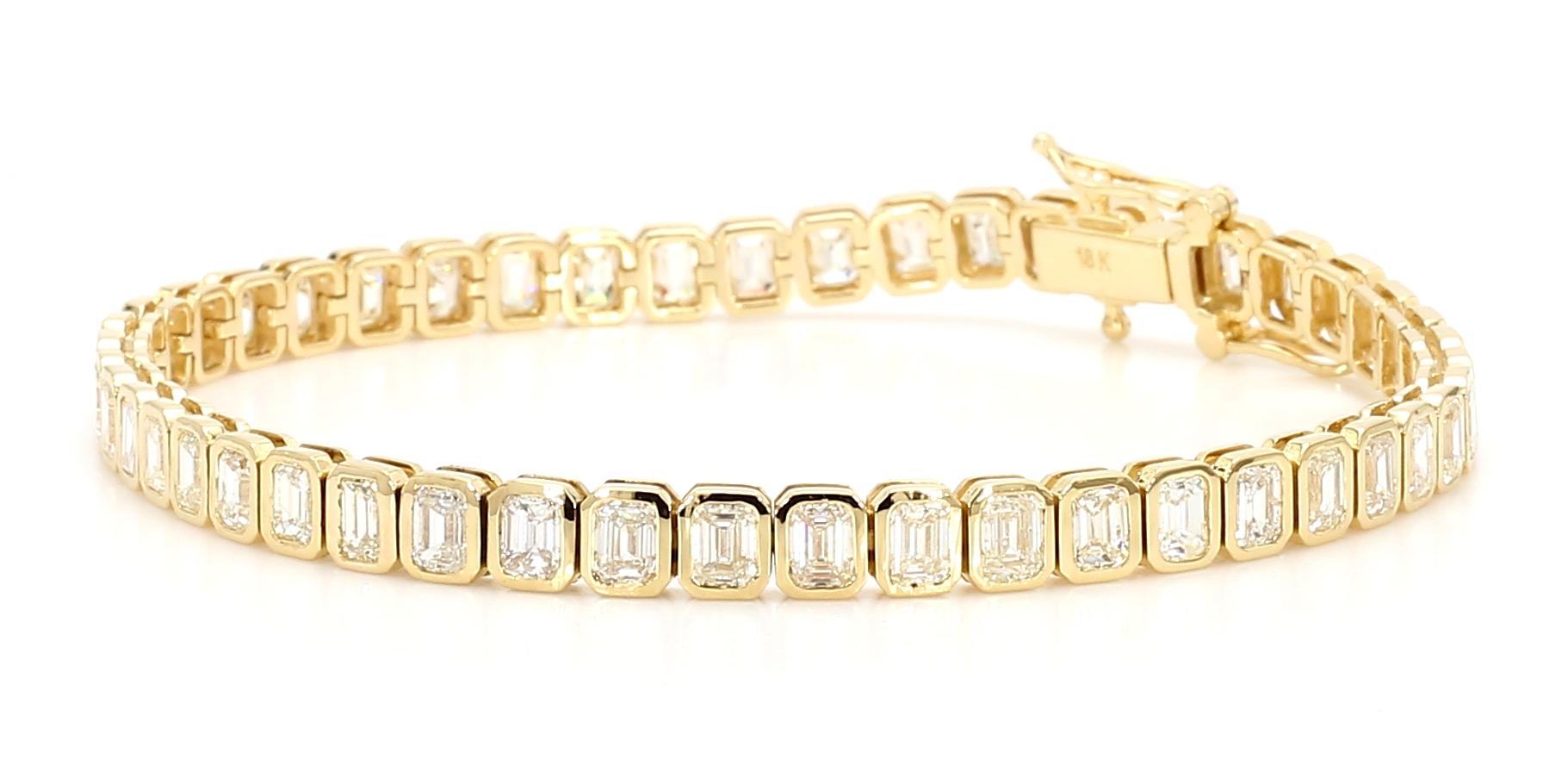 Natural White Emerald Diamond 7.10 Carat TW Yellow Gold Tennis Bracelet