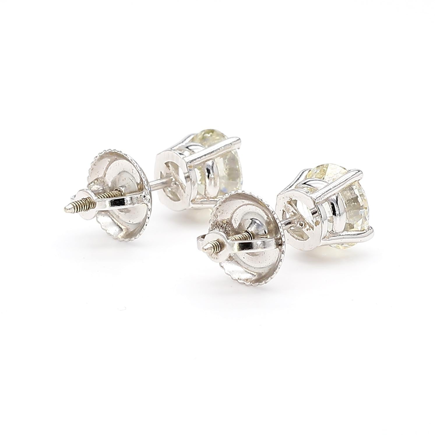 Natural White Round Diamond 1.60 Carat TW White Gold Stud Earrings