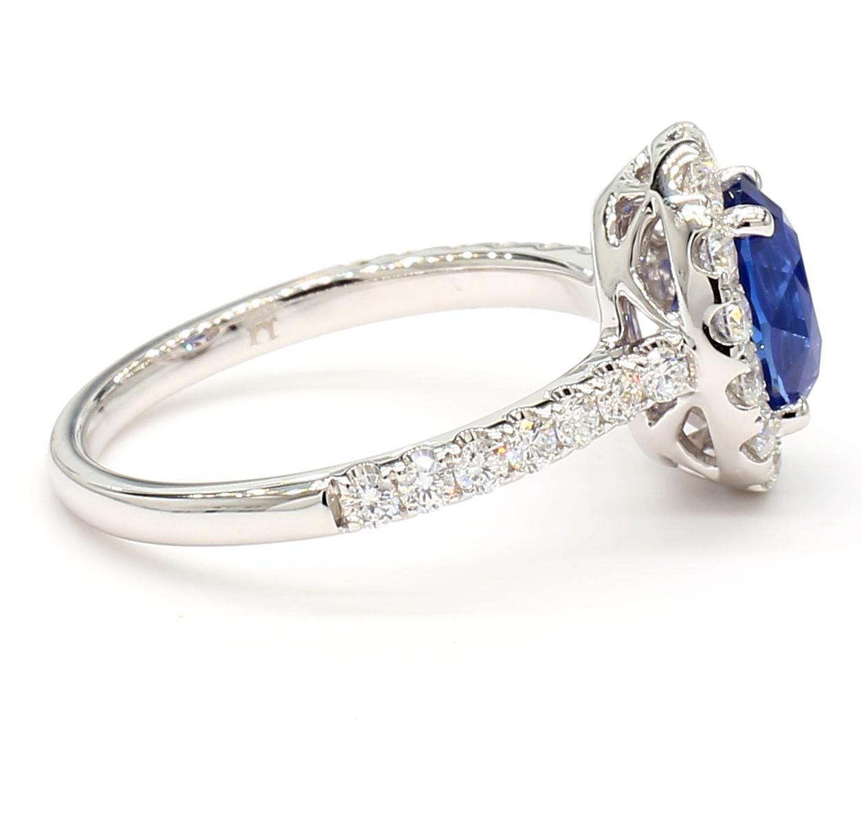 Natural Blue Oval Sapphire and White Diamond 2.45 Carat TW Gold Cocktail Ring