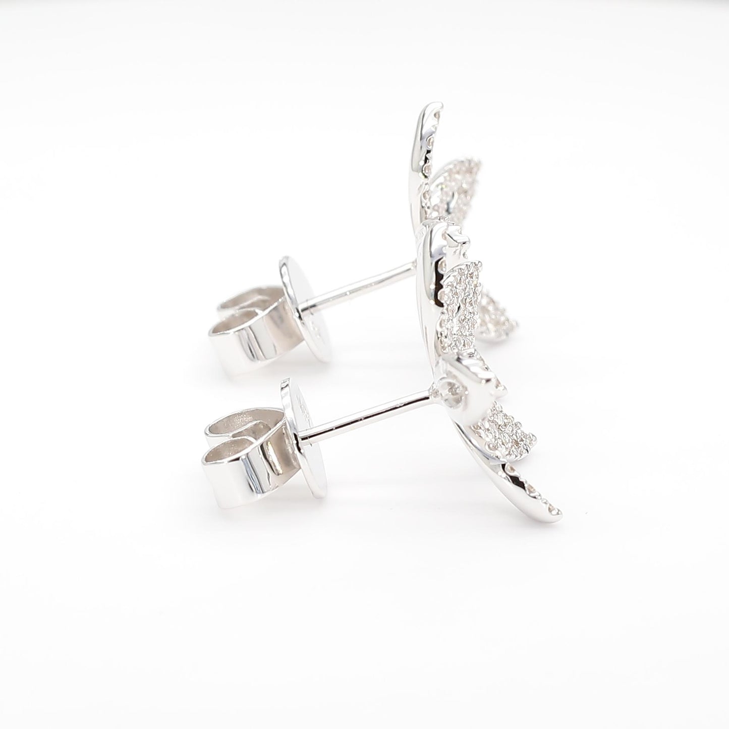 Natural Blue Round Sapphire and Diamond 0.59 Carat TW Gold Stud Earrings