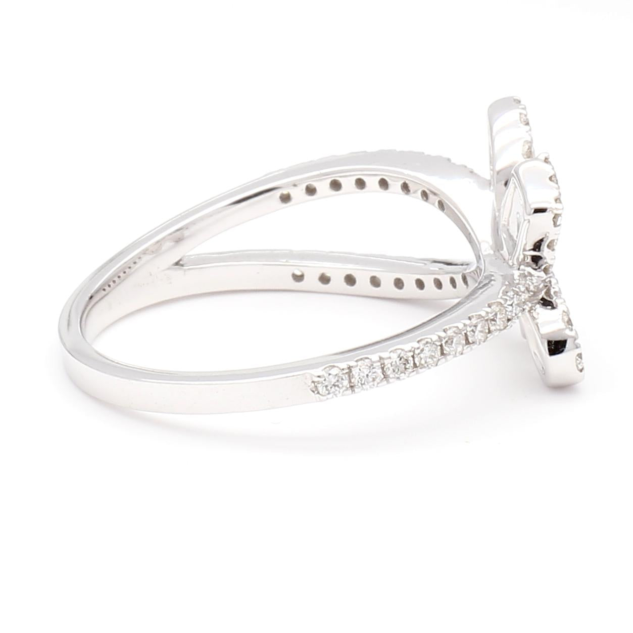 Natural White Round Diamond 0.66 Carat TW White Gold Cocktail Band