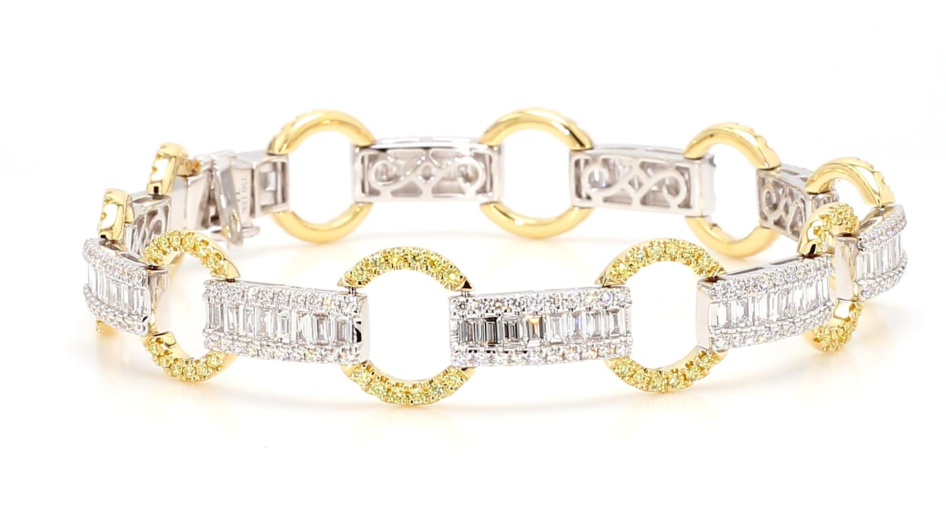 Natural White Baguette and Yellow Diamond 4.76 Carat TW Gold Link Bracelet