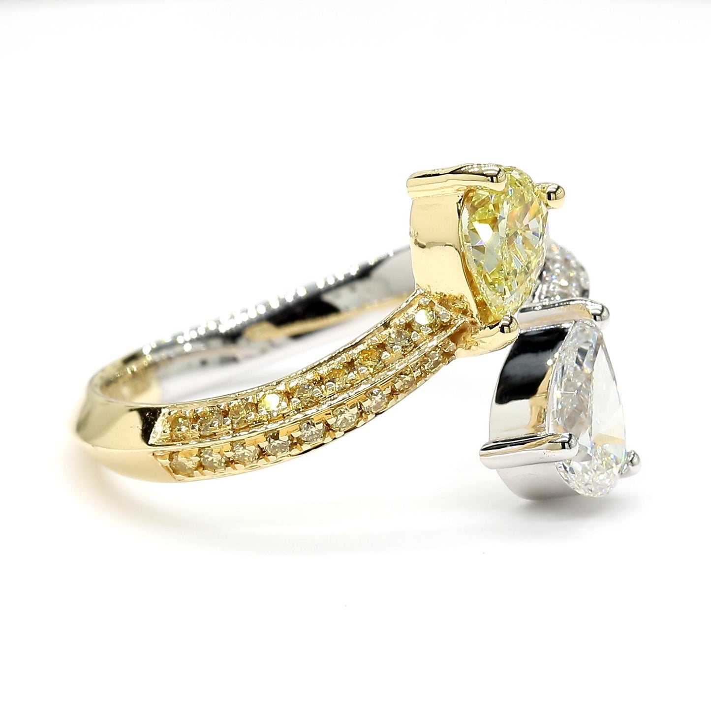 GIA Certified Fancy Light Yellow Pear Diamond 1.24 Carat TW Yellow Gold Ring