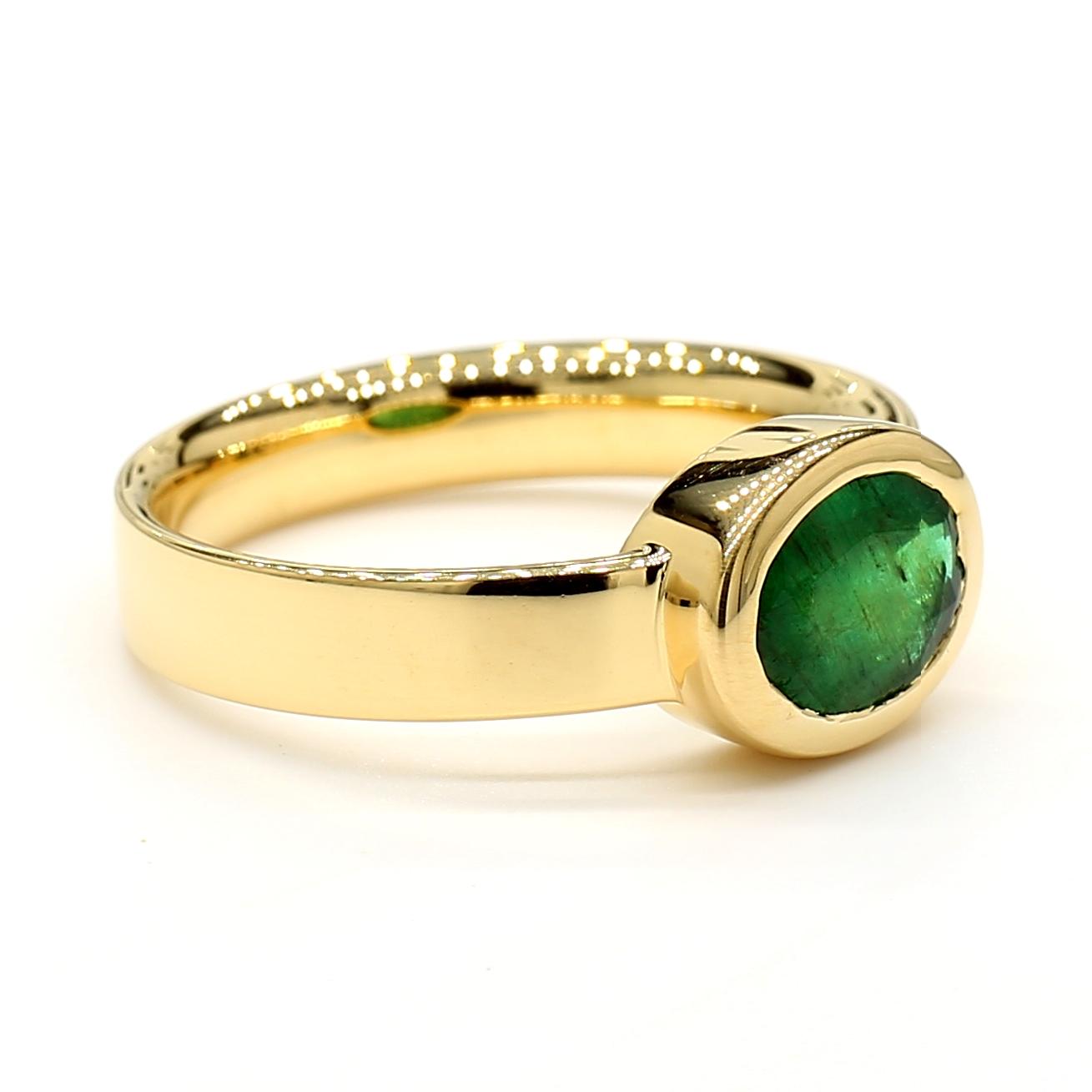 Natural Oval Emerald 1.01 Carat TW Yellow Gold Cocktail Ring