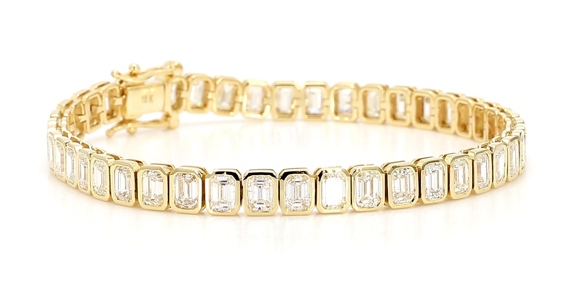 Natural White Emerald Diamond 8.50 Carat TW Yellow Gold Tennis Bracelet