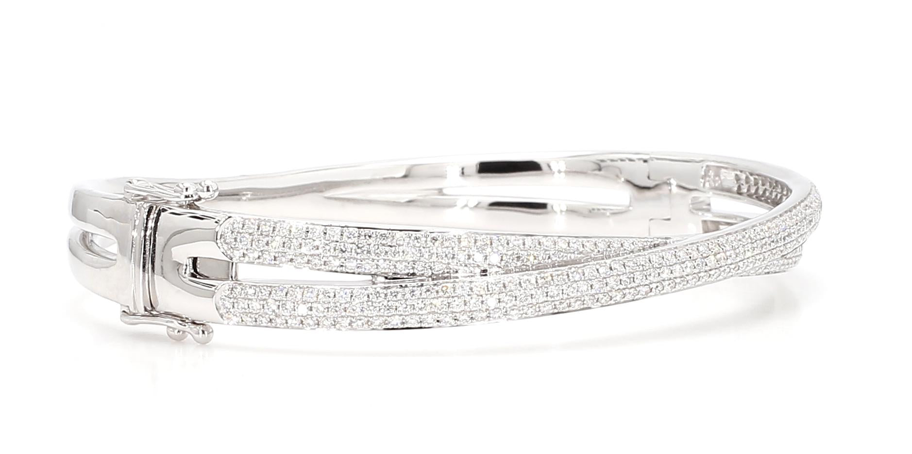 Natural White Round Diamond 1.55 Carat TW White Gold Cuff Bracelet