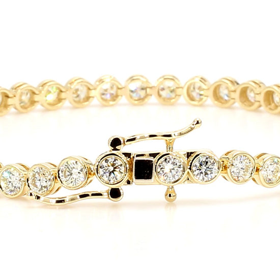 Natural White Round Diamond 4.49 Carat TW Yellow Gold Tennis Bracelet