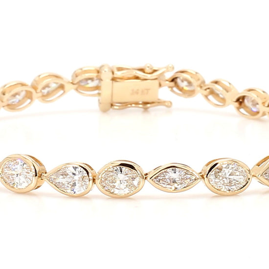 Natural White Oval Diamond 6.19 Carat TW Gold Tennis Bracelet