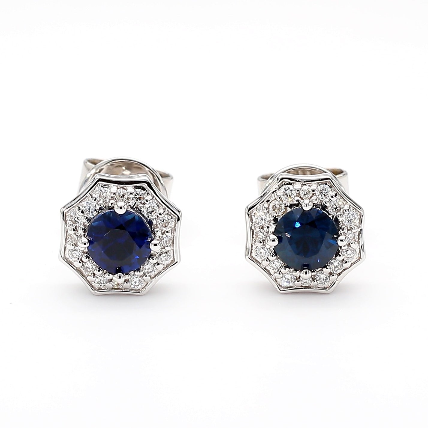 Natural Blue Round Sapphire and Diamond 0.82 Carat TW Gold Stud Earrings
