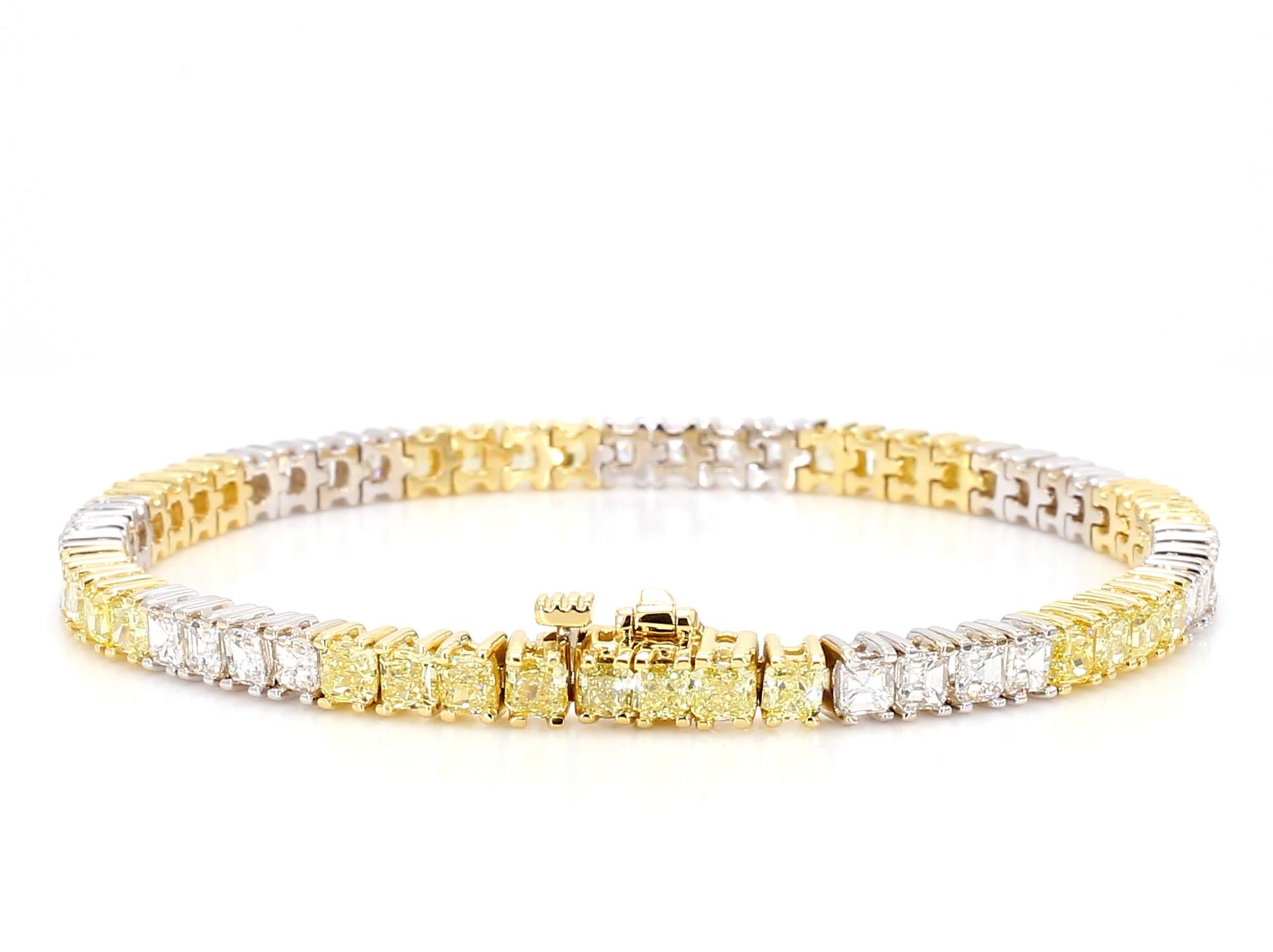 Natural Yellow Radiant Diamond 7.90 Carat TW Gold Tennis Bracelet
