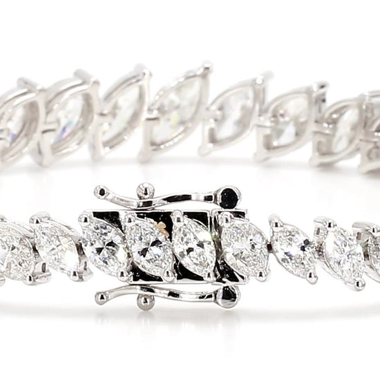 Natural White Marquise Diamond 13.55 Carat TW White Gold Tennis Bracelet