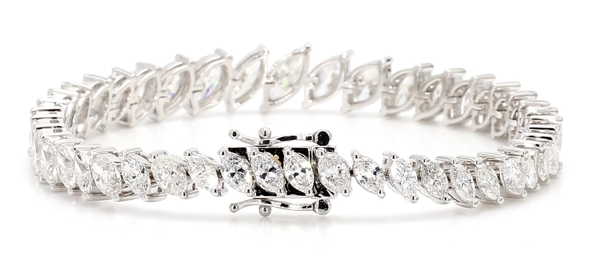 Natural White Marquise Diamond 13.55 Carat TW White Gold Tennis Bracelet