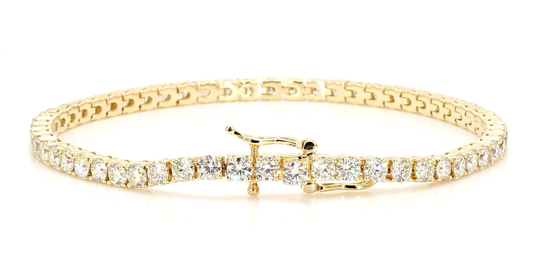 Natural White Round Diamond 5.82 Carat TW Yellow Gold Tennis Bracelet