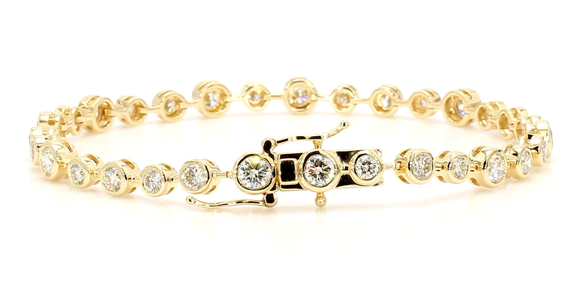 Natural White Round Diamond 3.75 Carat TW Yellow Gold Link Bracelet