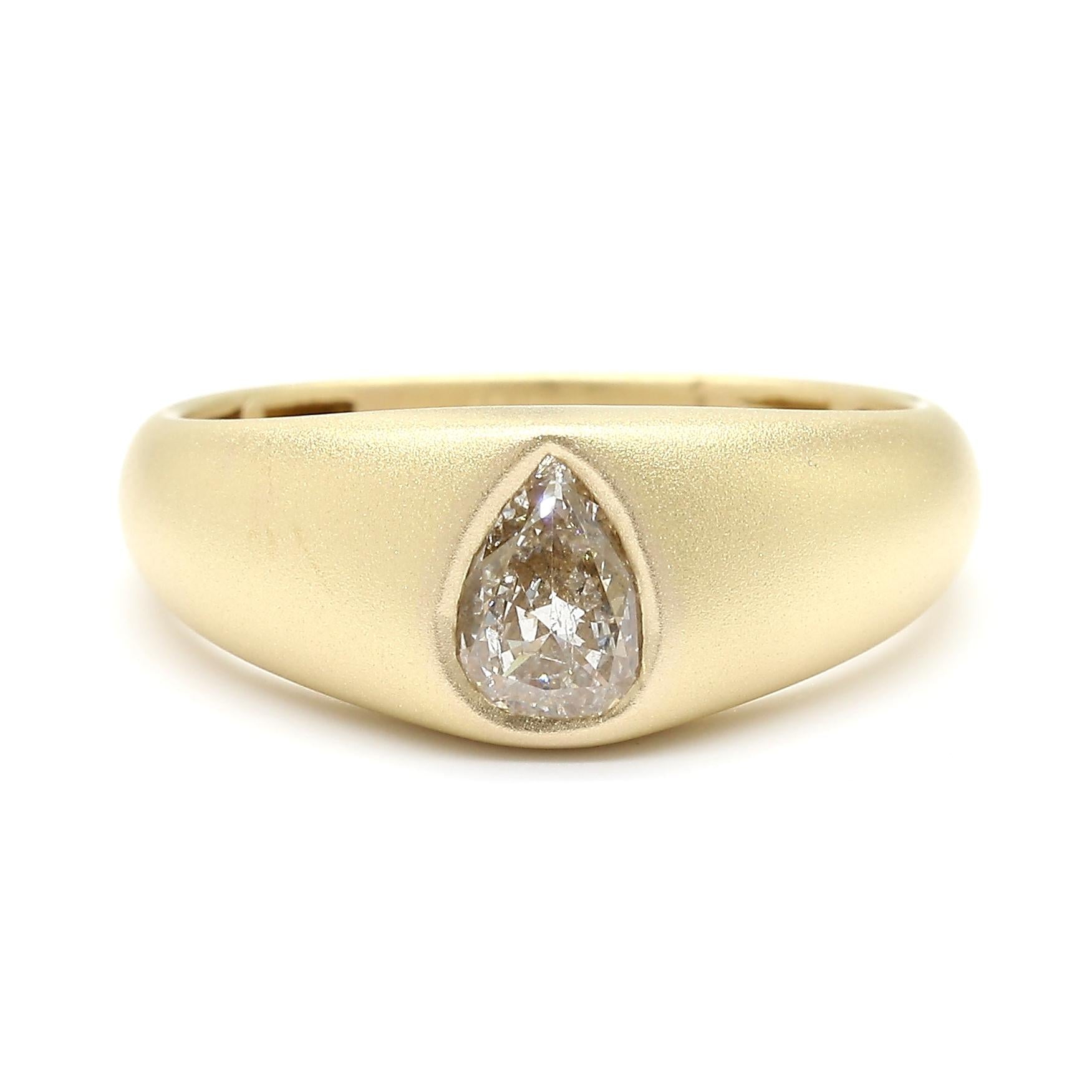 Natural White Pear Diamond 0.51 Carat TW Yellow Gold Cocktail Band